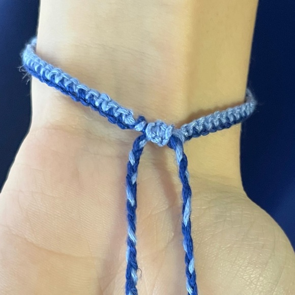 Handmade woven bracelet blue gold adjustable beaded - Picture 6 of 11